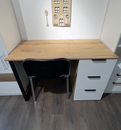 Стол 1200 мм коллекции Брайт  от Династия Kids