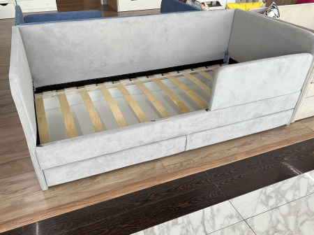 Мягкая кровать Nepos 200х90 (бортик универсальный). Велюр Velutto - 5 цветов в продаже!